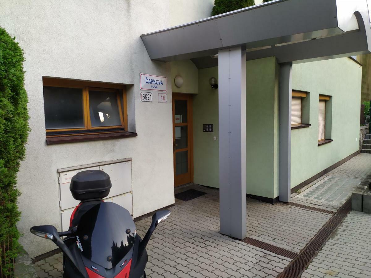 Kate & Jenny - Two-Level Apartment In The Old Town Bratislava Exterior photo